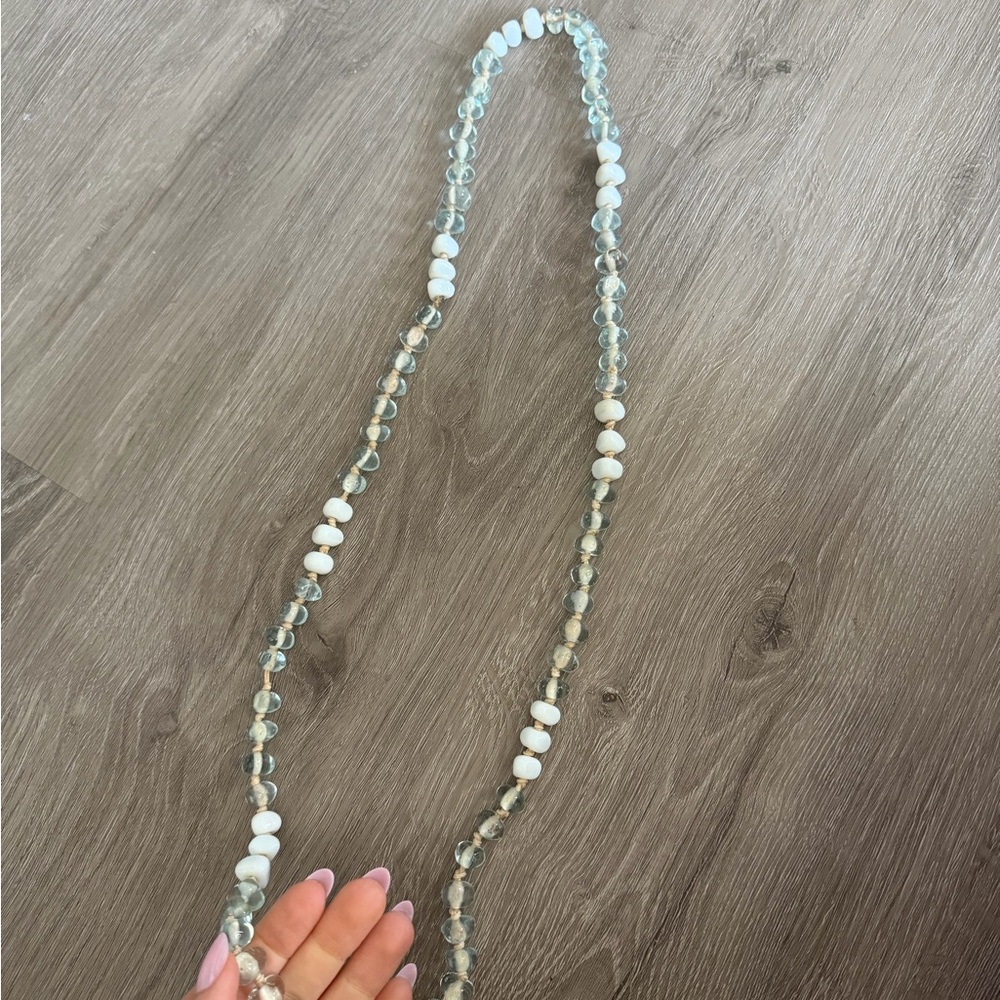 Elegant Glass Bead Necklace